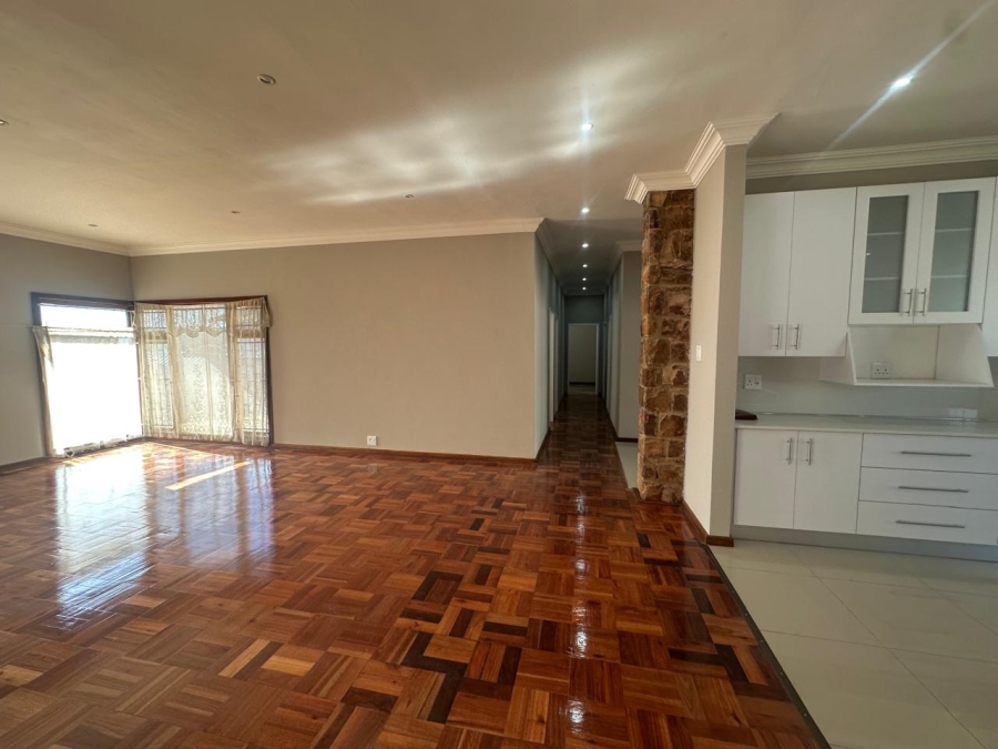 4 Bedroom Property for Sale in Bothasrus Eastern Cape